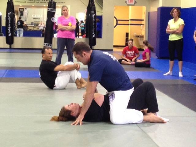 Brett Thompson - real estate agent self-defense